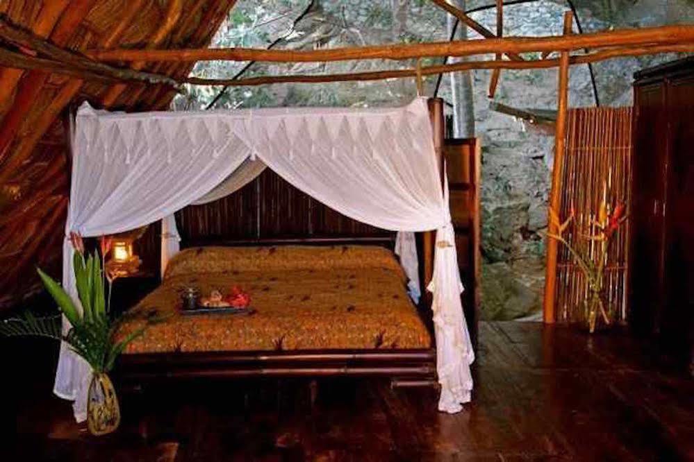 Casa Pericos Yelapa Hotel ภายนอก รูปภาพ